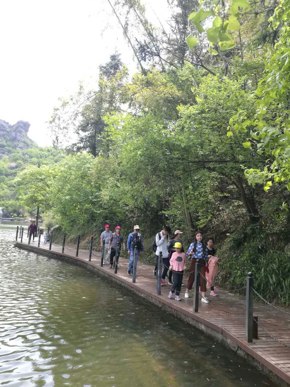 CA88装饰巨石山两日游之登山游览巨石山